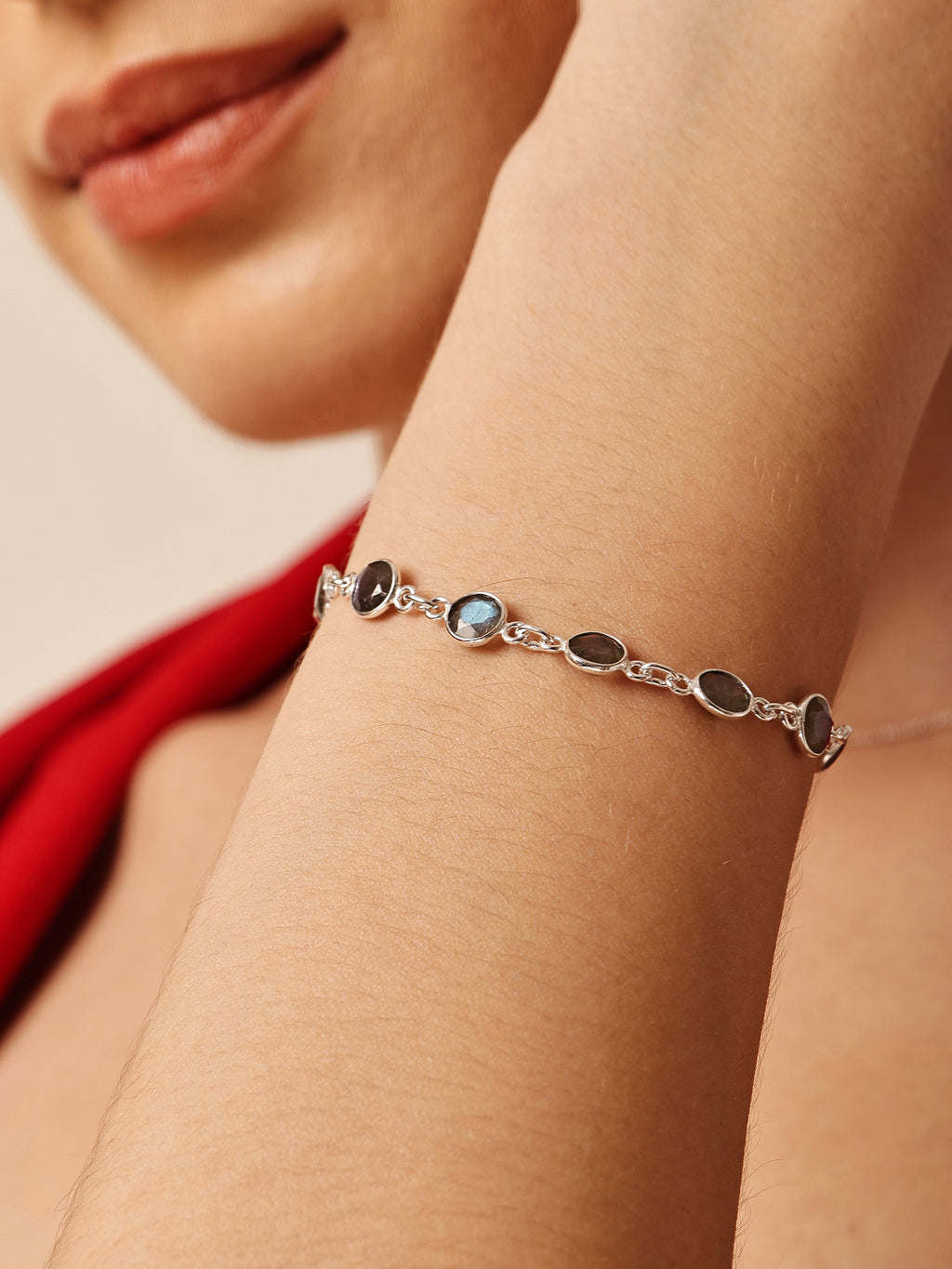 Stilla Labradorite Bracelet
