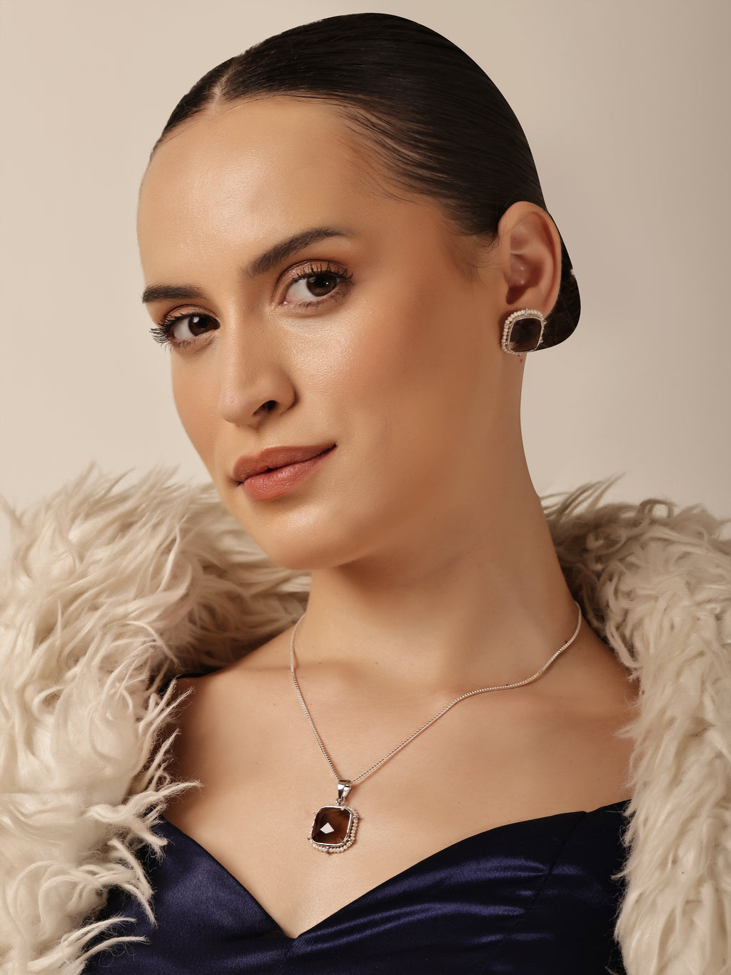 Dusk Royale Smokey Quartz Pendant Set